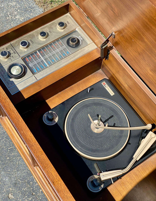 1960's Philco ($1,100.00 USD)