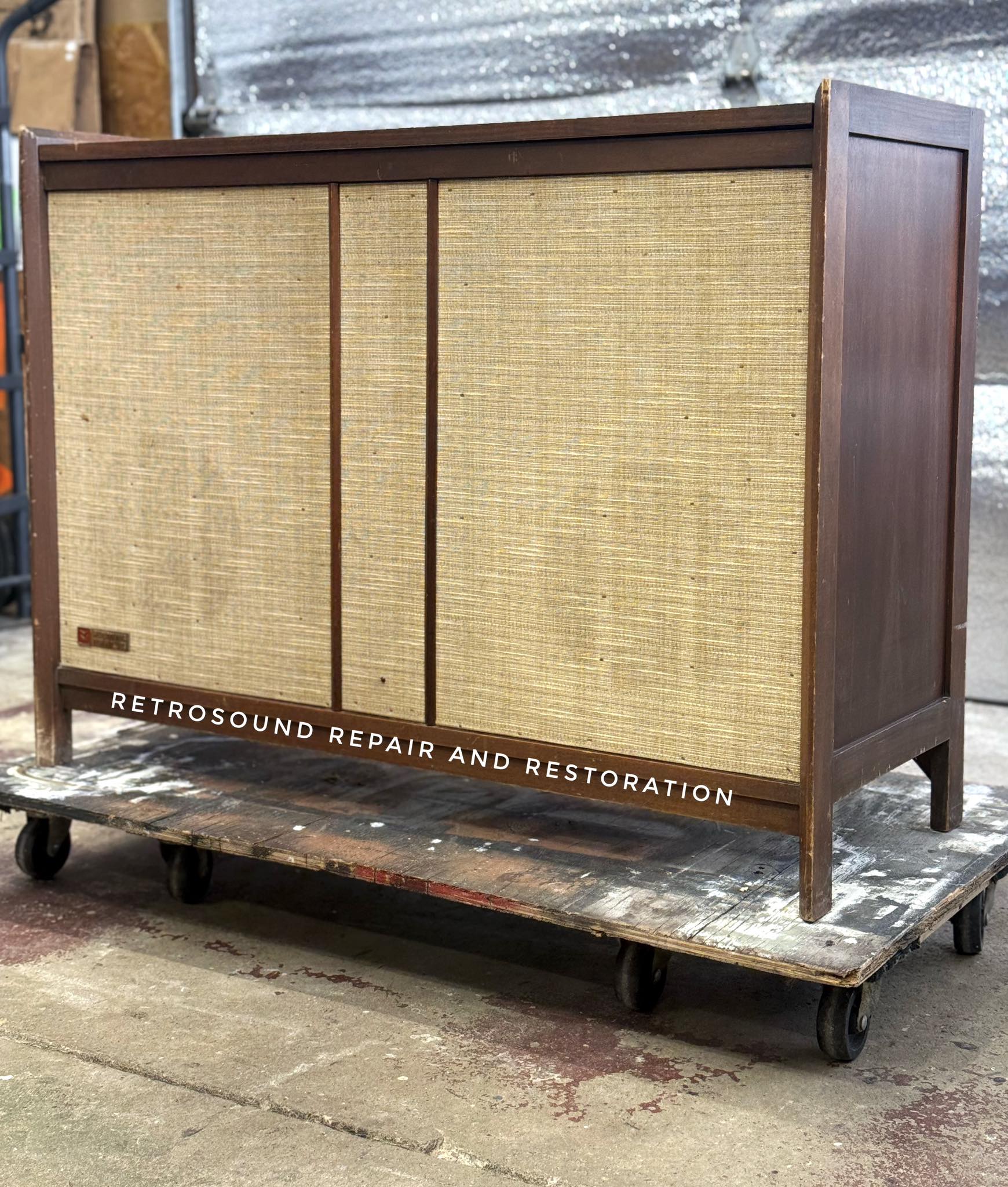 V-M Model 809 – RetroSound Repair and Restoration, LLC