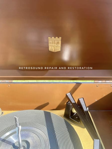 Magnavox Record Player