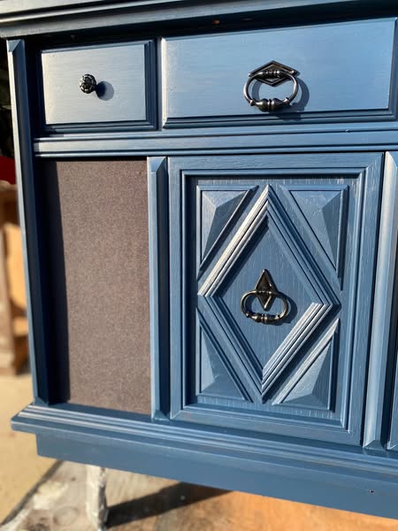 Magnavox - "Blue Beauty"