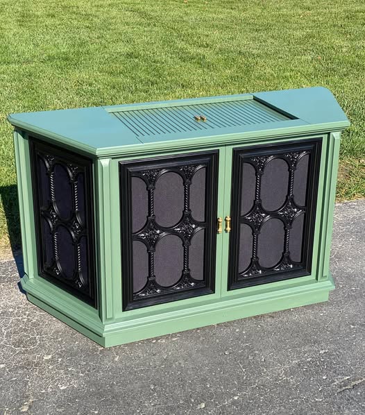 Magnavox - "the Hulk"