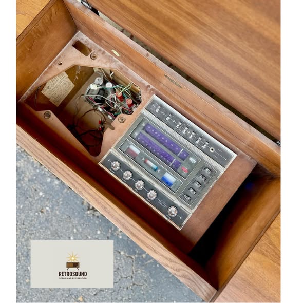 Sears Silvertone | Model 7085