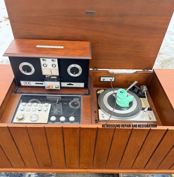 Zenith Y960 with Reel to Reel