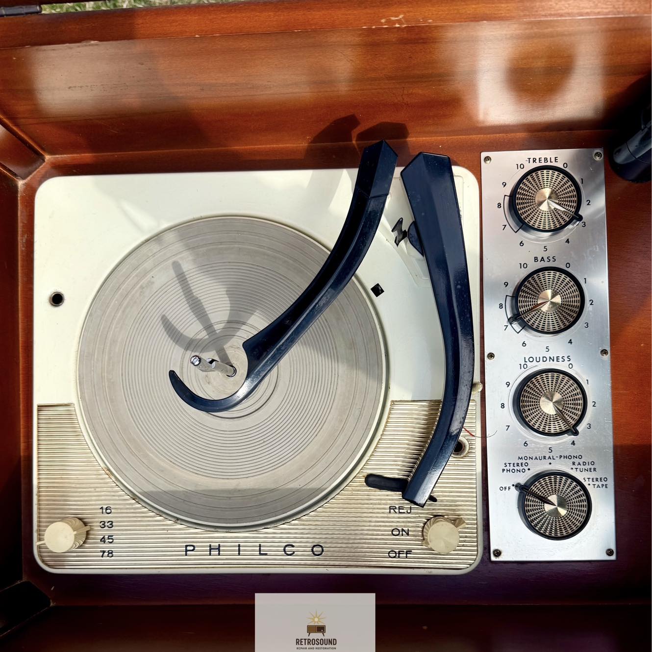 Philco High Fidelity ($1,475.00 USD)