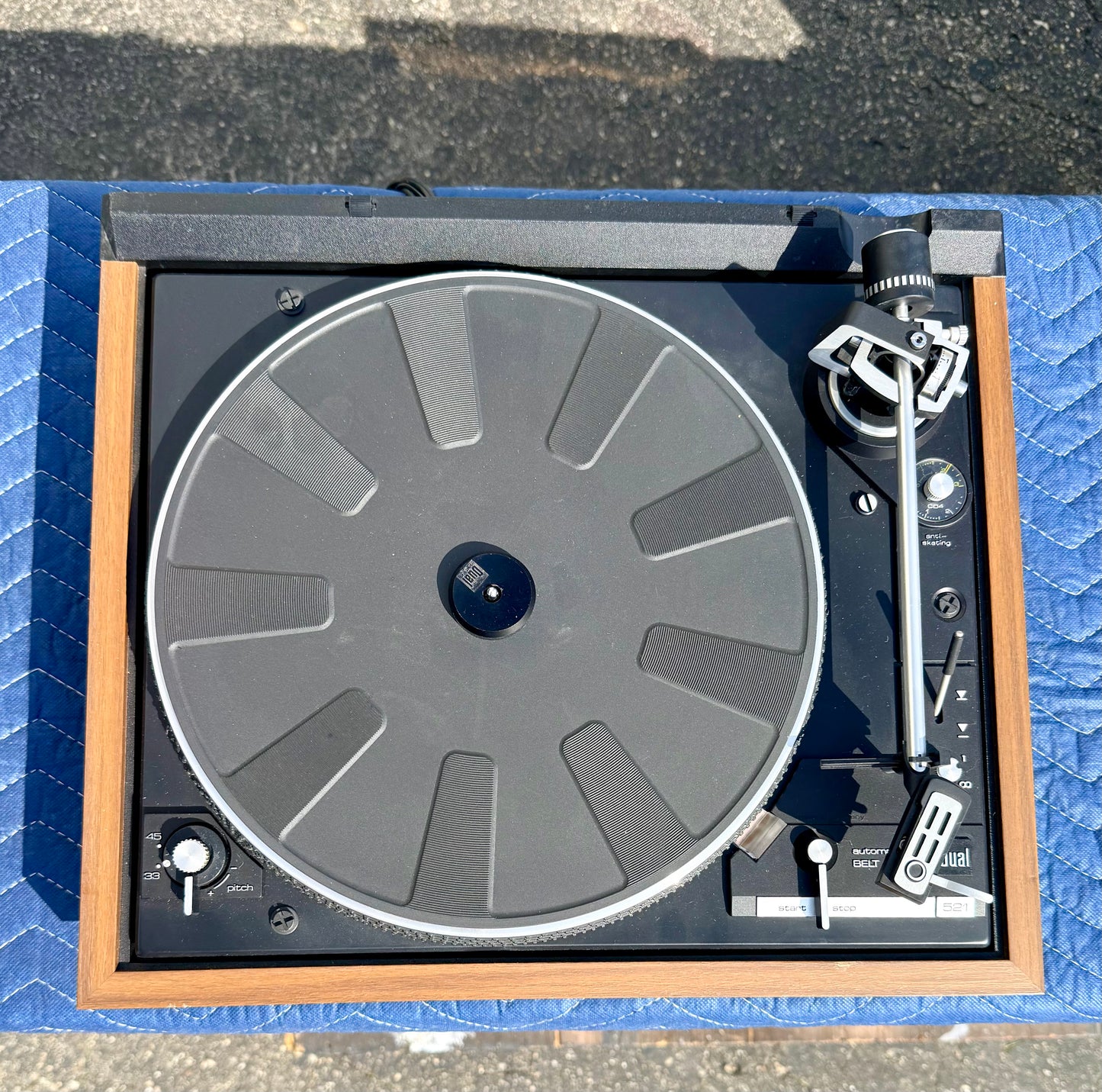 Dual 521 Fully Automatic Belt-Drive Turntable