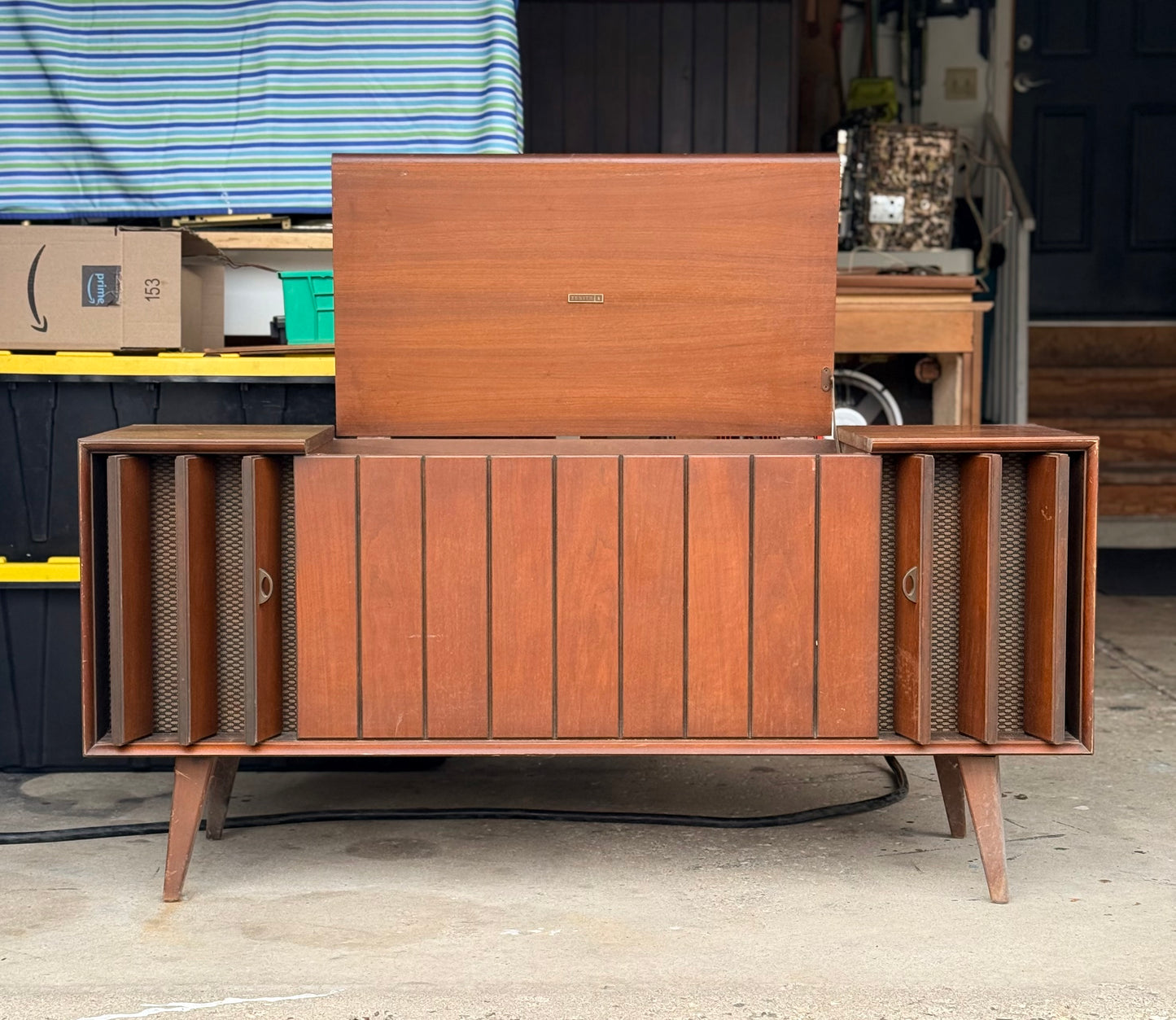 Zenith - Model MN2604 ($1,699.00 USD)