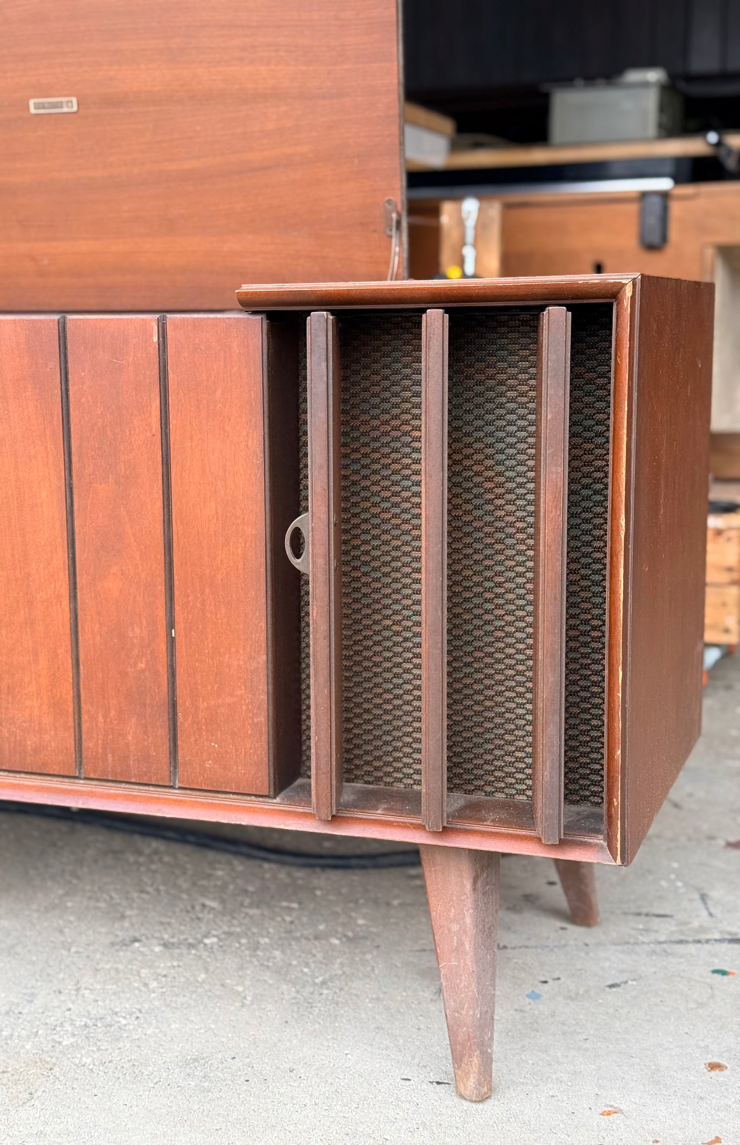 Zenith - Model MN2604 ($1,699.00 USD)