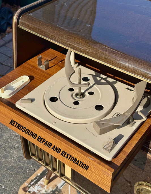 Blaupunkt Barcelona 42953 ($3,000.00 USD)