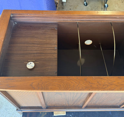 Magnavox